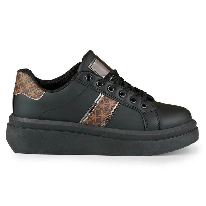 Chaussures de sport noires à la mode pour femmes le noir