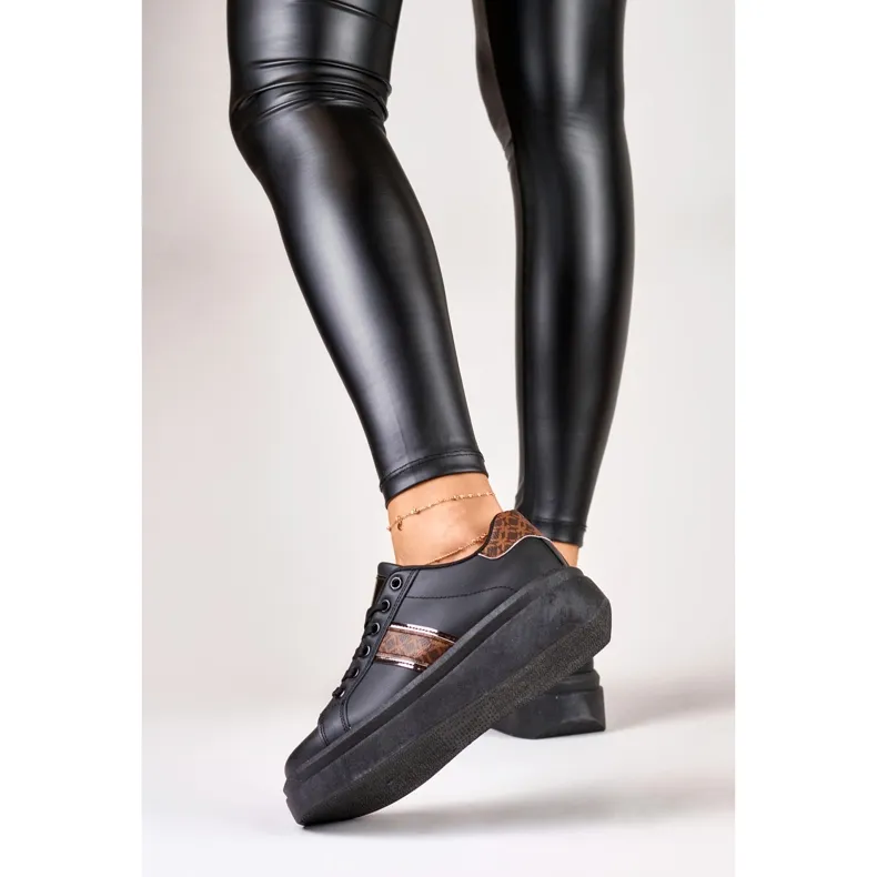 Chaussures de sport noires à la mode pour femmes le noir