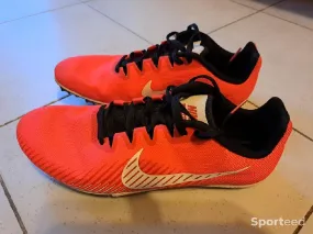 Chaussures de sprint Nike zoom rival M d'occasion Ajouté le : 02/09/2022