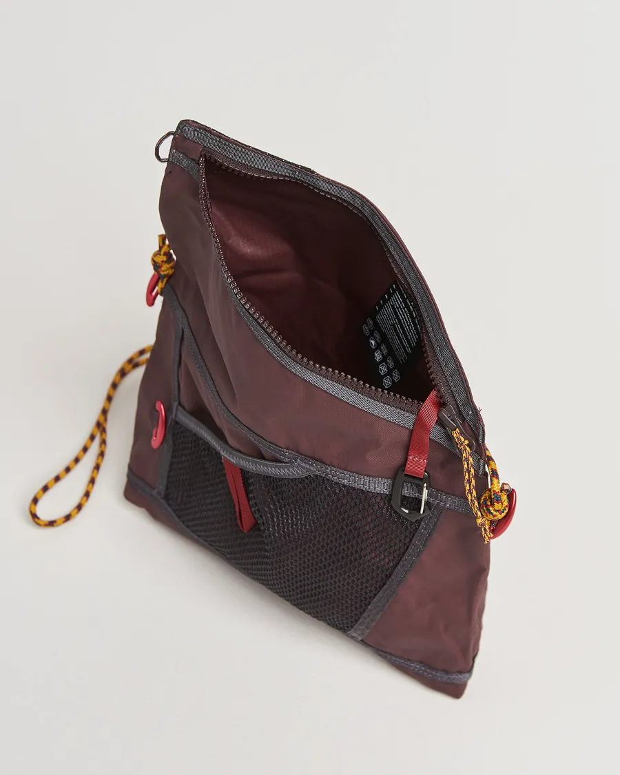 Hrid 3L Accessory Bag Amaranth Red